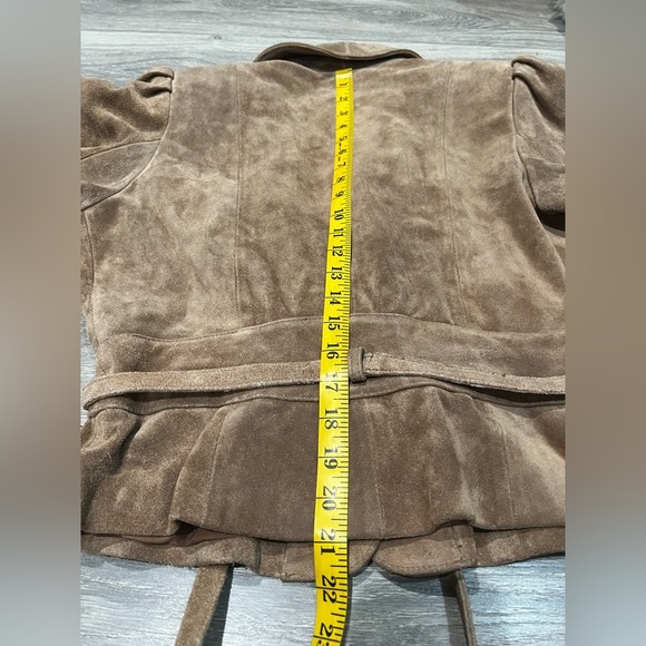 Vtg Wilsons leather suede puff sleeve peplum coat. 80s with a 40s vibe. Size 10 - Picture 13 of 14